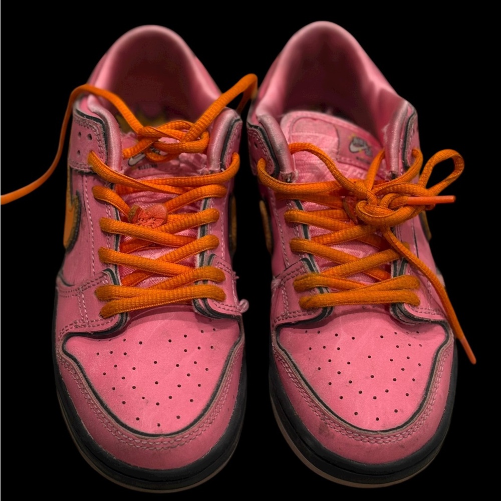 Nike SB power puff Pink Sneakers with Colorful Graphic Interior